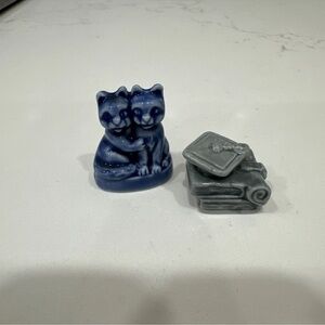 Wade England Blue Cat Twins And Graduation Cap Figurines Vintage